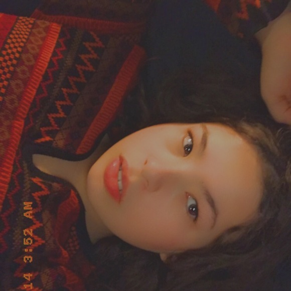 Meet your Posher, Kyotee - Picture 2 of 5